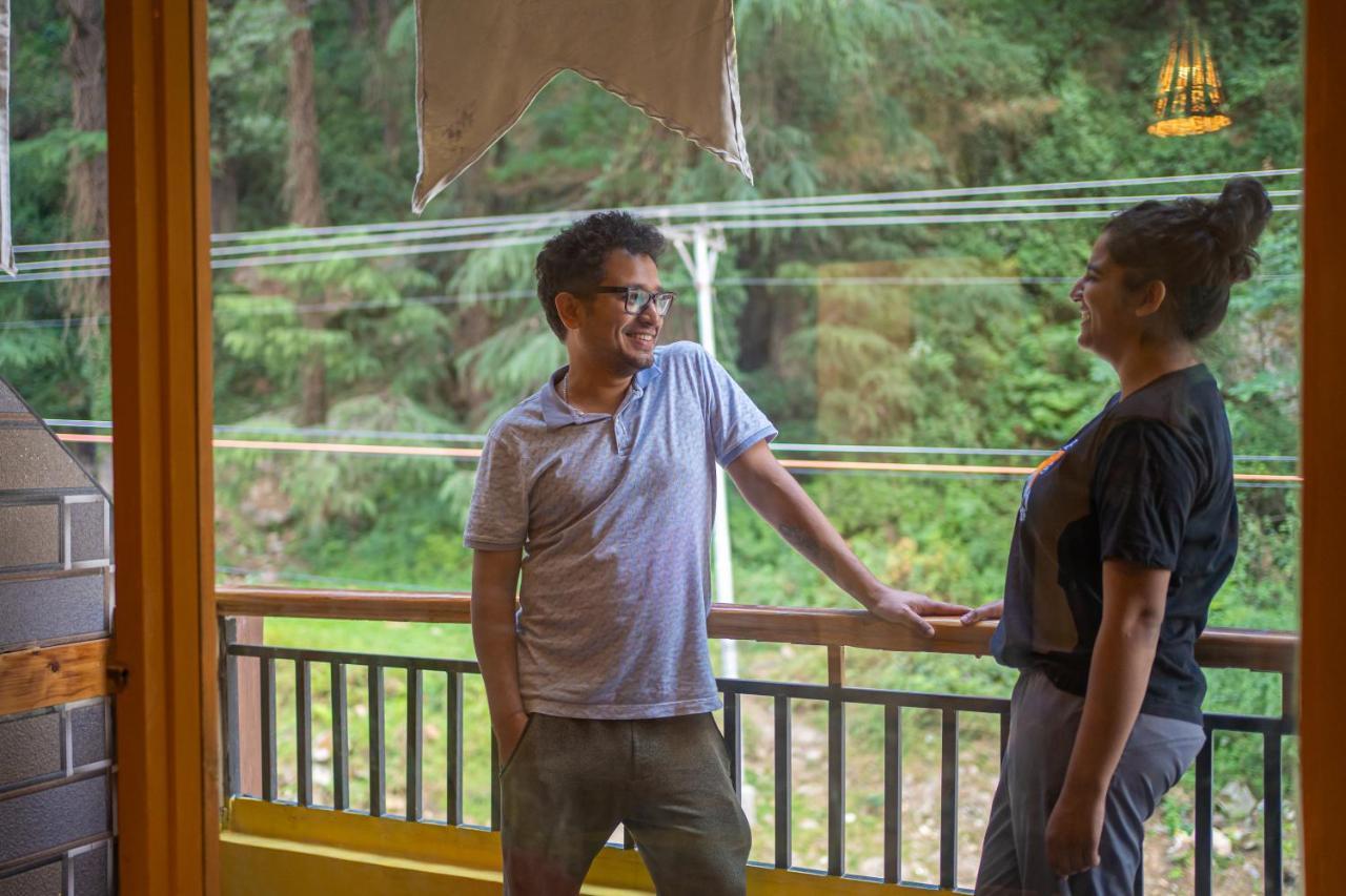 Whoopers Hostel Kasol Extérieur photo