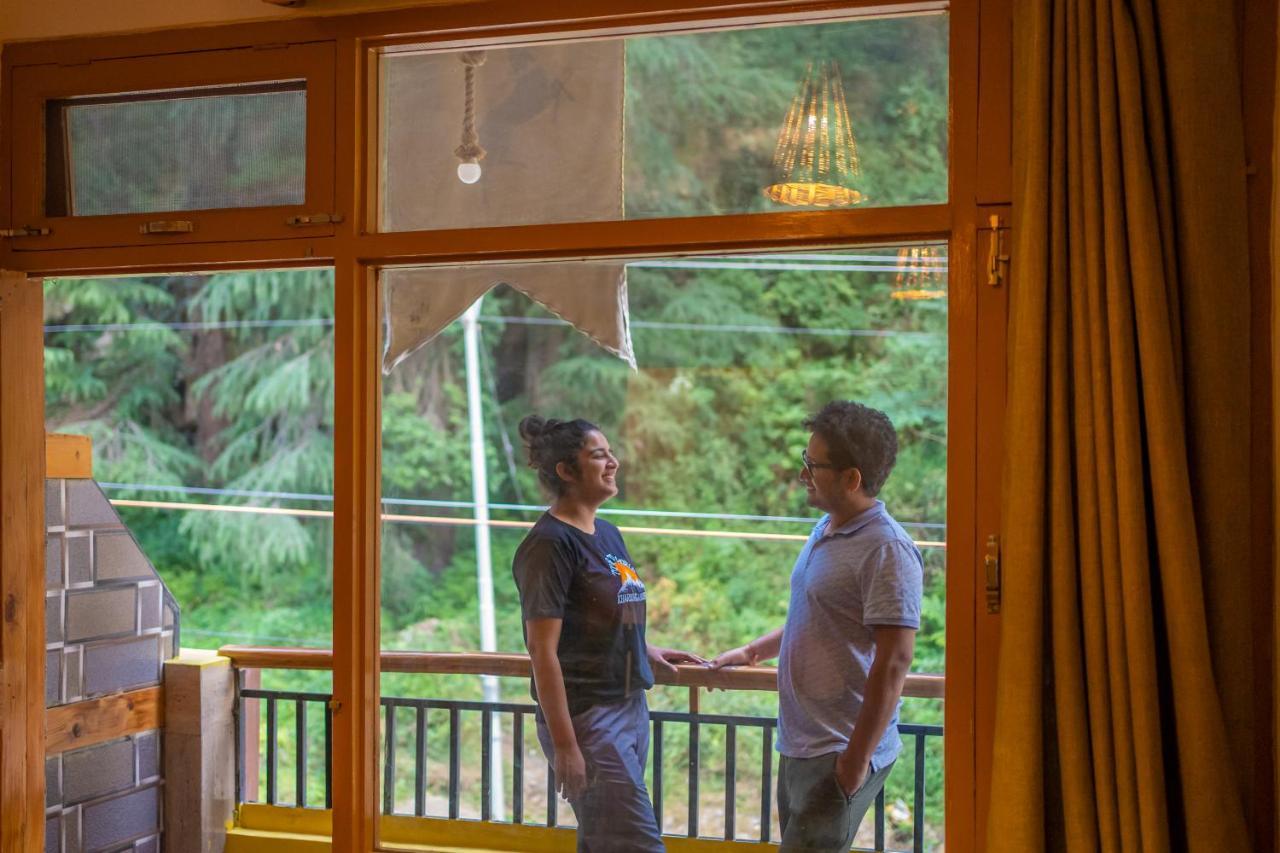 Whoopers Hostel Kasol Extérieur photo