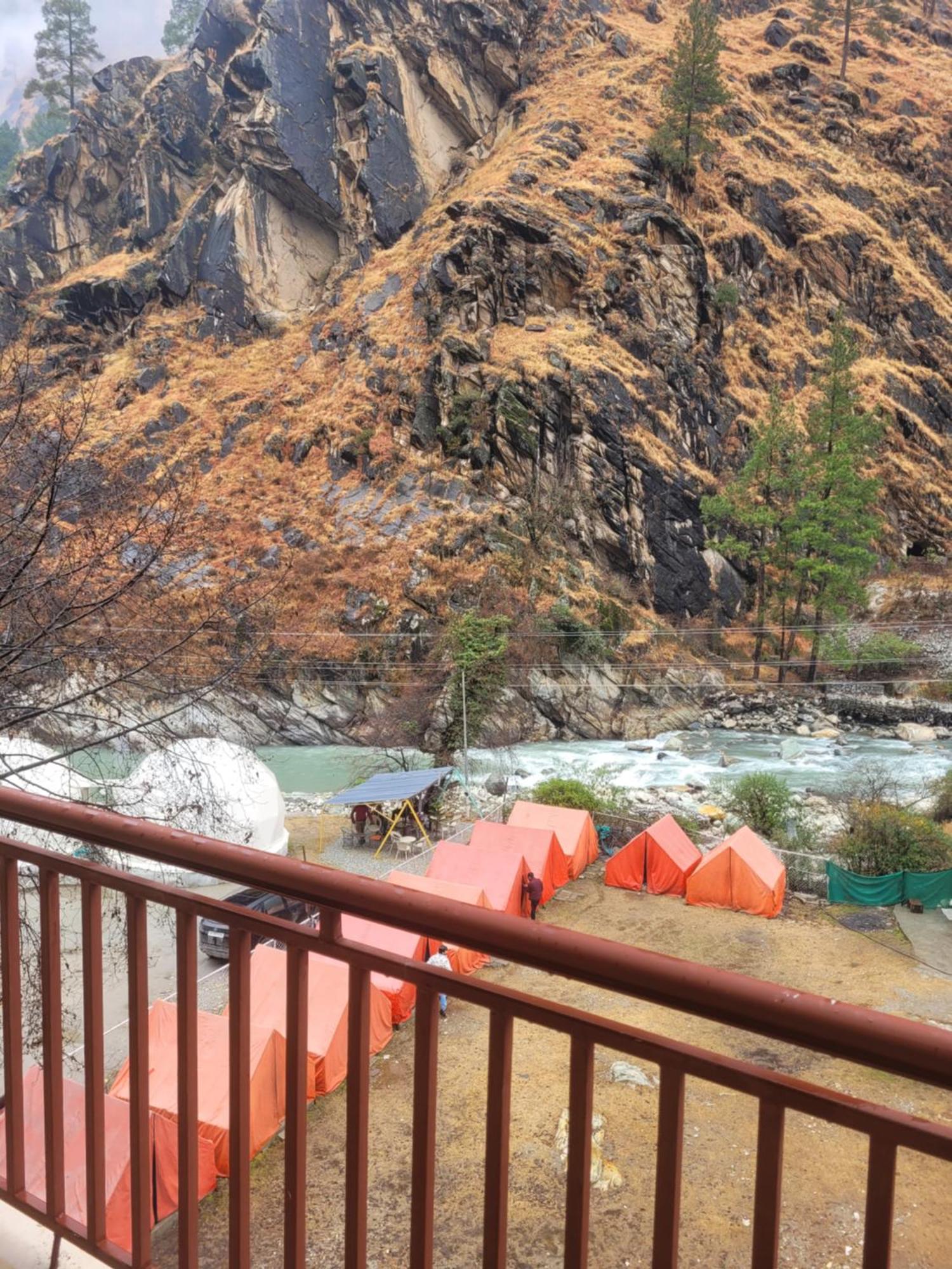 Whoopers Hostel Kasol Extérieur photo